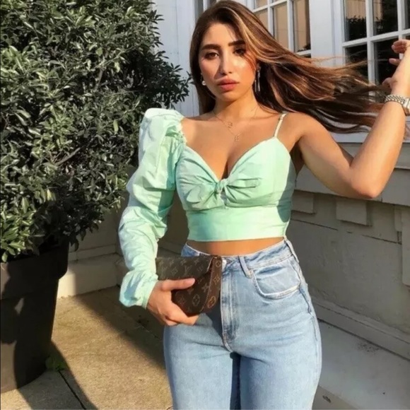 Zara Tops - Zara Limited Edition Puff Sleeve One Shoulder Top